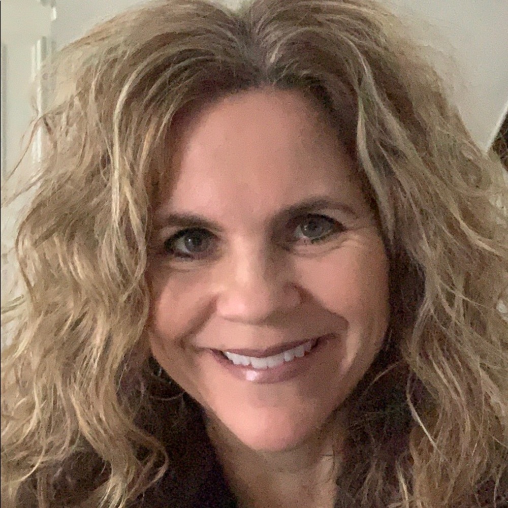 Meet your Posher, Lori